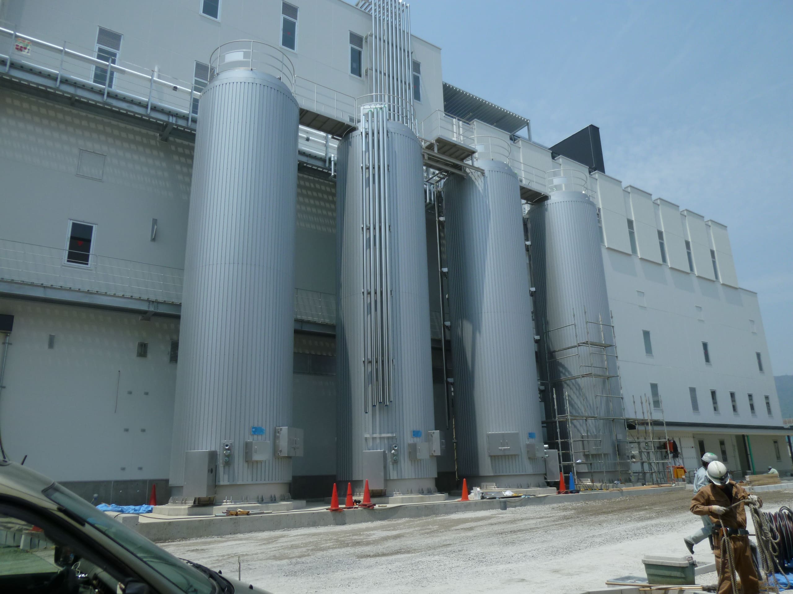 設置された複数のタンク